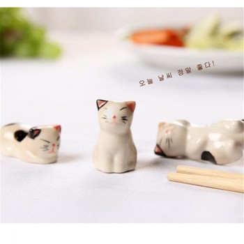 6pcs Lucky Cat Ceramic Chopsticks Rack Frame Cartoon Chopsticks Rest Flatware 6 Kinds of Styles Optional MI98