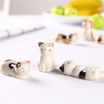 6pcs Lucky Cat Ceramic Chopsticks Rack Frame Cartoon Chopsticks Rest Flatware 6 Kinds of Styles Optional MI98