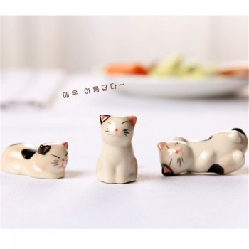 6pcs Lucky Cat Ceramic Chopsticks Rack Frame Cartoon Chopsticks Rest Flatware 6 Kinds of Styles Optional MI98