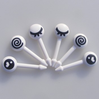 Lovely 10PCs/ Lot Cute Plastic Fruit Toothpick Lovely Eye Cartoon Forks Bento Decorative Tableware Food Picks Fish Fork Dessert
