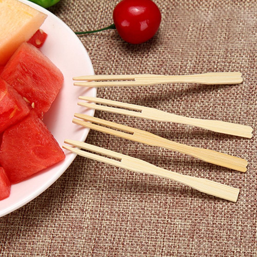 100pcs Bamboo Fruit Forks Beige 3.5 Inches Length Cocktail Fruit Picks Skewers Sticks Party Dessert Utensil Disposable Forks