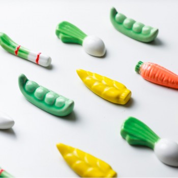 Chinese style Cute Porcelain Chopstick Rest Exquisite Ceramic Chopstick Holder Kitchen Supplies Home Decoration
