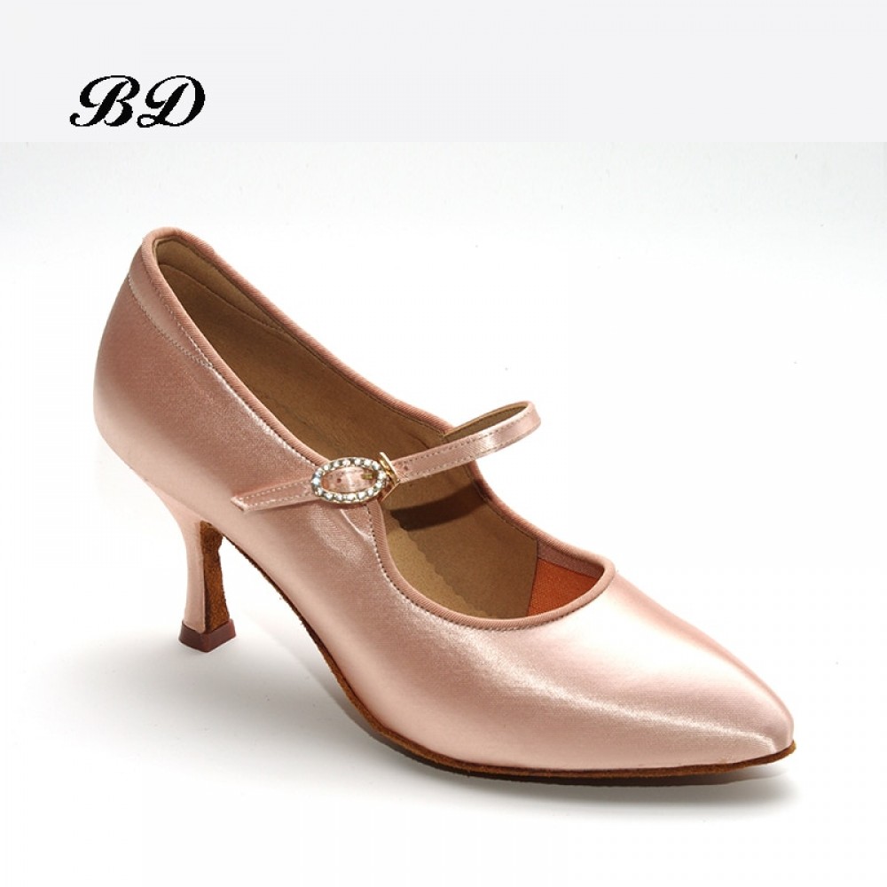 Adult Sneakers Dance Shoes Modern Brand Square BD137 Party Ballroom Latin Shoes Women Satin Diamonds Soft base of Cowhide HOT