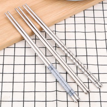 HILIFE Durable Tableware Blue and White Pattern Hollow Anti-scald Non-Slip Chopsticks 5 Pair Stainless Steel 201
