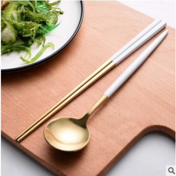 Cupital Style Chopsticks and Spoon Set 18/10 Stainless Steel reusable chopsticks Dessert Spoons Travel Tableware Set for Gift