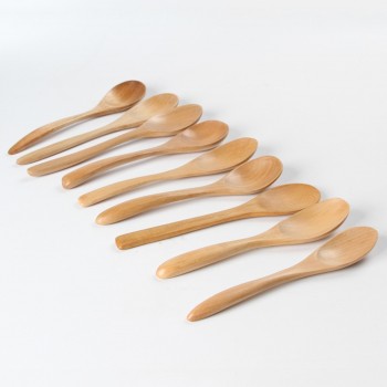 Top Sale 18.5*3.5cm Taiware Creative wooden Spoon Kitchen cooking accessories rice spoon Natural children health wood soup spoon