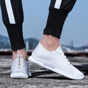 Light Weight Cheap Men Sport Shoes White Lace Up Low-Cut Flyweather Men Shoes 2019 New Classic Trainers Comfort Running Shoes
