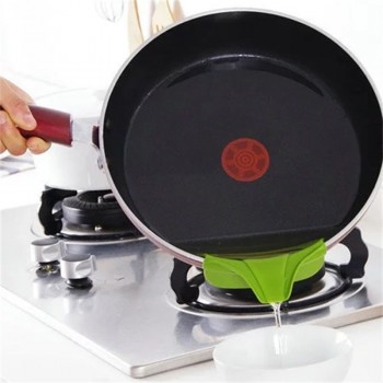 2017 New Kitchen Gadgets Leak Soup Deflector Anti-spill Liquid Diversion Mouth Cook Parts