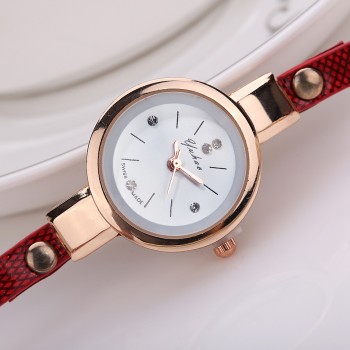 New Duoya Fashion Women Bracelet Watch Gold Quartz Gift Watch Wristwatch Women Dress Leather Casual Bracelet Watches