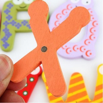 Wooden Fridge Magnet 26 Alphabet Intelligence Development Toy Kids Children Magnetic Sticker Classroom Office Whiteboard Gadget