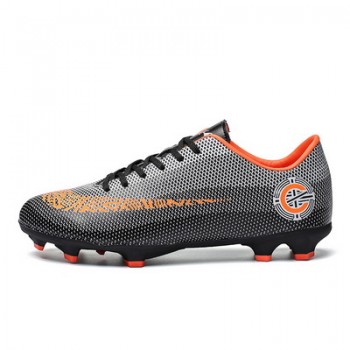 2018 Men Soccer Shoes High Quality Cheap Boys Soccer Shoes Breathable Long Spikes Kids Football Boots Chuteira Futebol