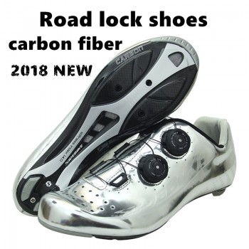 2018 NEW Professional road bike riding carbon fiber material lock shoes ultra light breathable wrapped route bicycle shoes Cheap