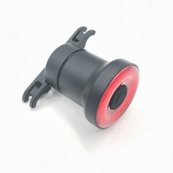 XLITE100 Smart Cycle Rear Lamp W/ Braking Light Auto/Manual Control Up to 50Hrs Burning Time Alloy Housing USB Charge