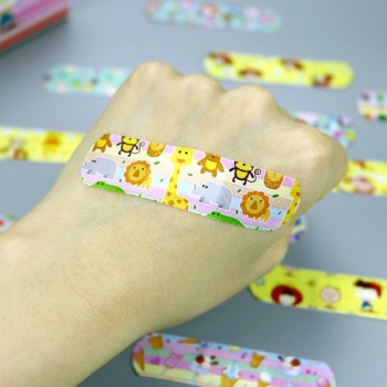 2 Sets 200PCS Waterproof Breathable Cute Cartoon Band Aid Hemostasis Adhesive Bandages First Aid Emergency Kit For Children