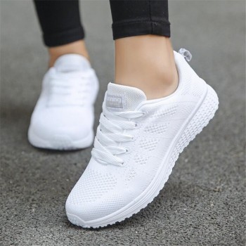 Fast delivery Women casual shoes fashion breathable Walking mesh lace up flat shoes sneakers women 2018 tenis feminino