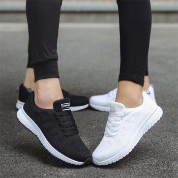Fast delivery Women casual shoes fashion breathable Walking mesh lace up flat shoes sneakers women 2018 tenis feminino