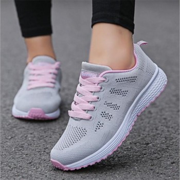 Fast delivery Women casual shoes fashion breathable Walking mesh lace up flat shoes sneakers women 2018 tenis feminino