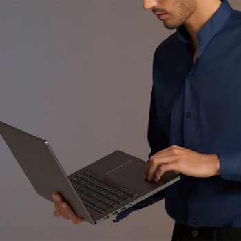 Original Xiaomi Mi Notebook 15.6 Pro GTX 1050 MAX-Q Laptops i5-8250U 4GB GDDR5 256GB DDR4 In Stock