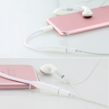 Support IOS 10. 2/Latest 12.1 For Lightning Audio Converter Headphone 3.5mm Jack Adapter Play Music For iPhone 5 6 7/8 X Xs Max