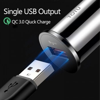 TOTU Quick Charge 3.0 USB Car Charger For iPhone xs Samsung Xiaomi Mini Dual USB Fast Car Charging Mobile Phone Charger Adapter