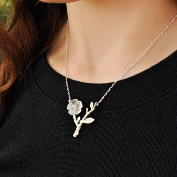 Lotus Fun Real 925 Sterling Silver Handmade Designer  Fine Jewelry Flower in the Rain Necklace with Pendant for Women Collier