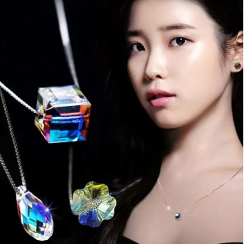 Luxury European Brand New Original Crystals from Swarovski Water Drop Cube Cube Sugar Crystal Pendant Fine Jewelry For Women