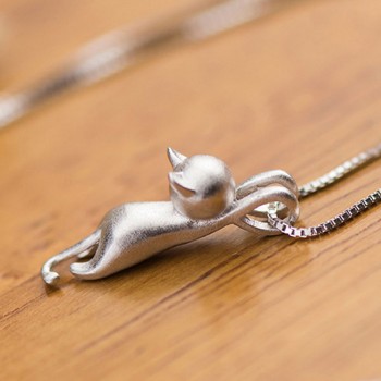 New Fashion Lovely Silver Plated Necklace Tiny Cute Cat Pendants Odd Fancy Jewelry Charm Pendant Necklace