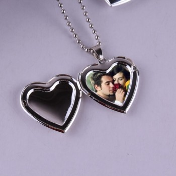 Stainless steel glossy hearts pocket watches necklace put photos open and close fashion Pendant love Necklace for women Jewelry