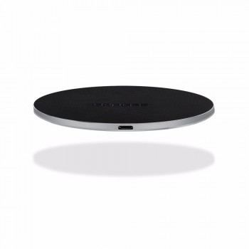 2018 New DOOGEE C2 wireless charger 10W output 5V/2A 9V/1.67A LED leather Portable charger of doogee bl9000