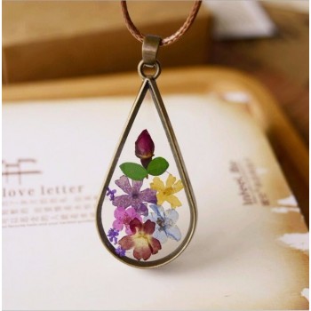 2018 Hot Dried Flower Pendant Necklace Glass Ball Plant Flower Crystal Long Chain Necklace Gift Collier Femme