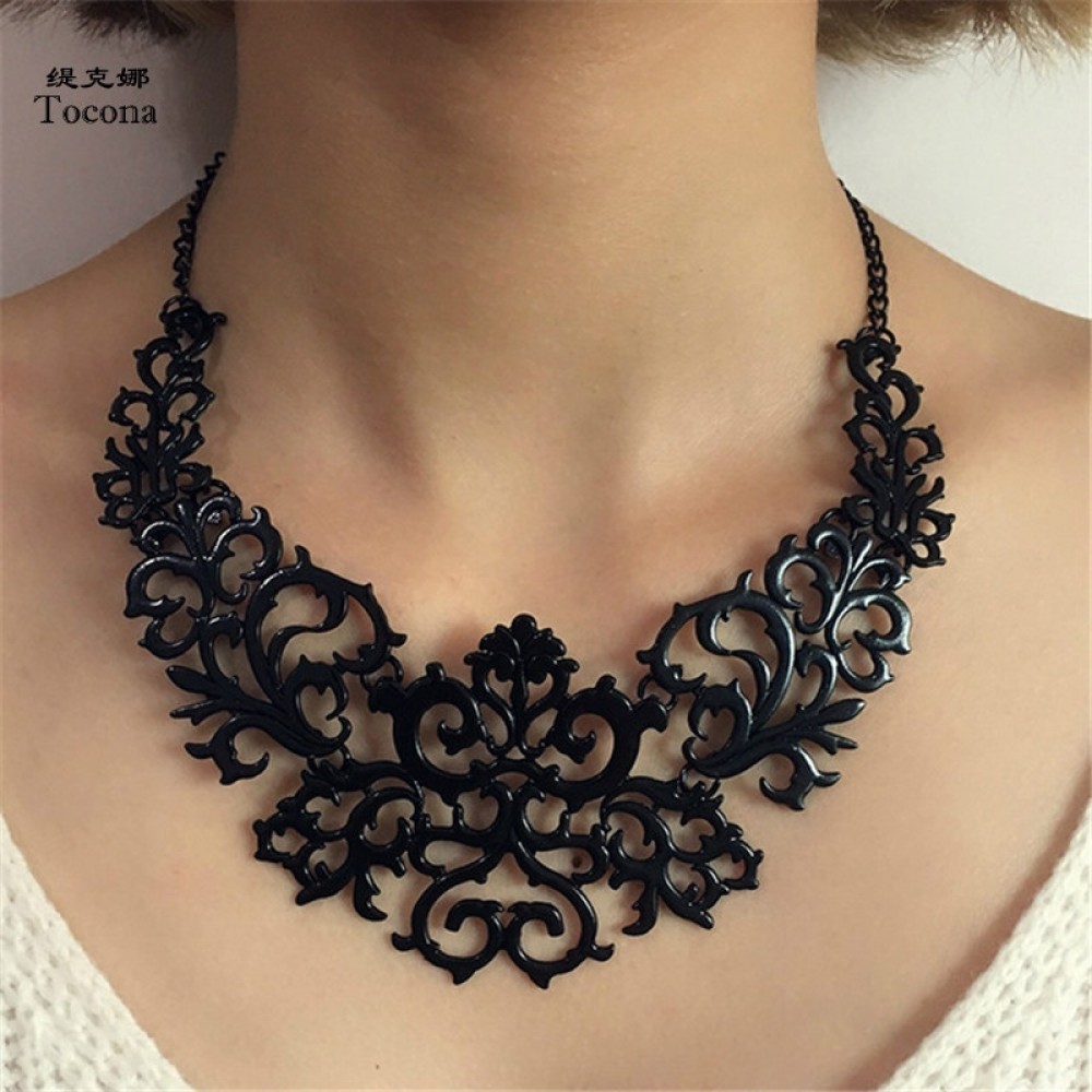 Tocona Trendy Hollow Out Heart Flower Shaped Chokers Necklace for Women Gold Silver Black Charms Collar Necklaces Jewelry 5514