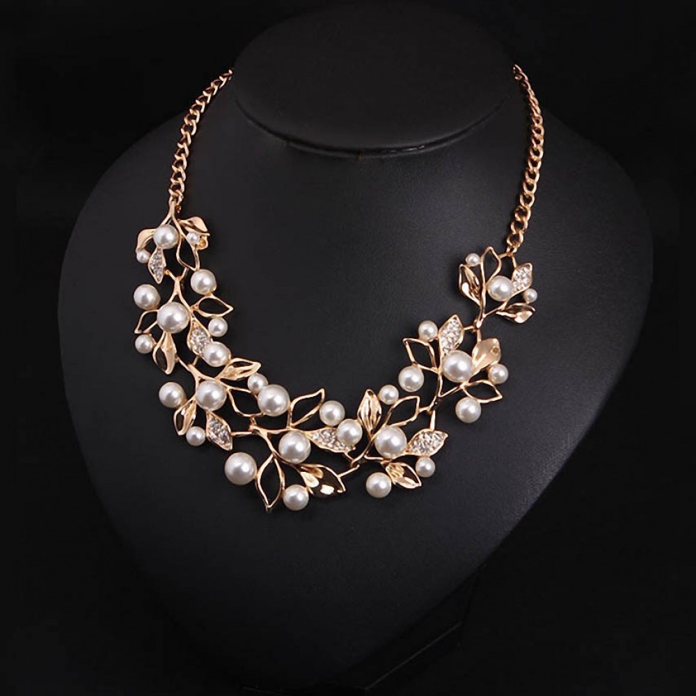 Fashion Simulated Pearl Necklacesamp;Pendants Leaves Statement Necklace Women Collares Ethnic Jewelry Personalized Gifts New Arrive