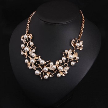 Fashion Simulated Pearl Necklacesamp;Pendants Leaves Statement Necklace Women Collares Ethnic Jewelry Personalized Gifts New Arrive