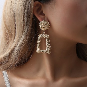 New 2018 Handmade fashion simple geometric circular exaggeration long earrings girls popular Stud earrings temperament women