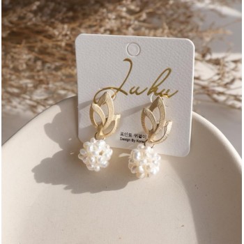 AOMU New Design Matte Metal Gold Love Heart Triangle Geometric Irregular Natural Freshwater Pearl Stud Earrings for Women