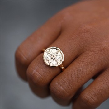 Boho Gold Color Hammered Travel Wanderlust Compass Ring Vintage Best Friends Rings for Women Graduation Gift Friendship Jewelry