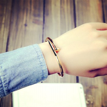 Exquisite Unique Nail Creative Design Women Men Bracelet Bangle Finger Ring Unisex Ladies Punk Style Accessories Boys Girls Ring
