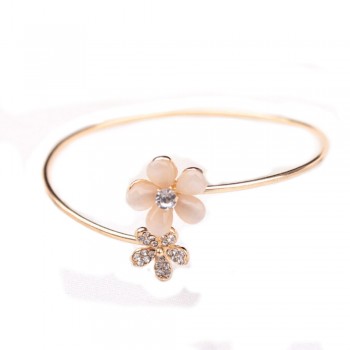Womens Fashion Bracelet Lady Crystal Double Five Leaf Open Bangles Bracelet 11.8