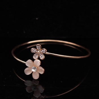 Womens Fashion Bracelet Lady Crystal Double Five Leaf Open Bangles Bracelet 11.8