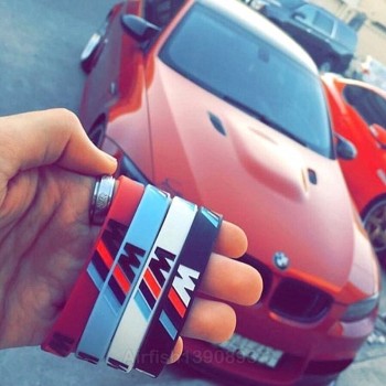 2pcs ///M Engrave Hologram Bracelets Sport M Power Black White Silicone Wristband Bangle for BMW Club Fans M3 M5 M6 3/5/7 Series