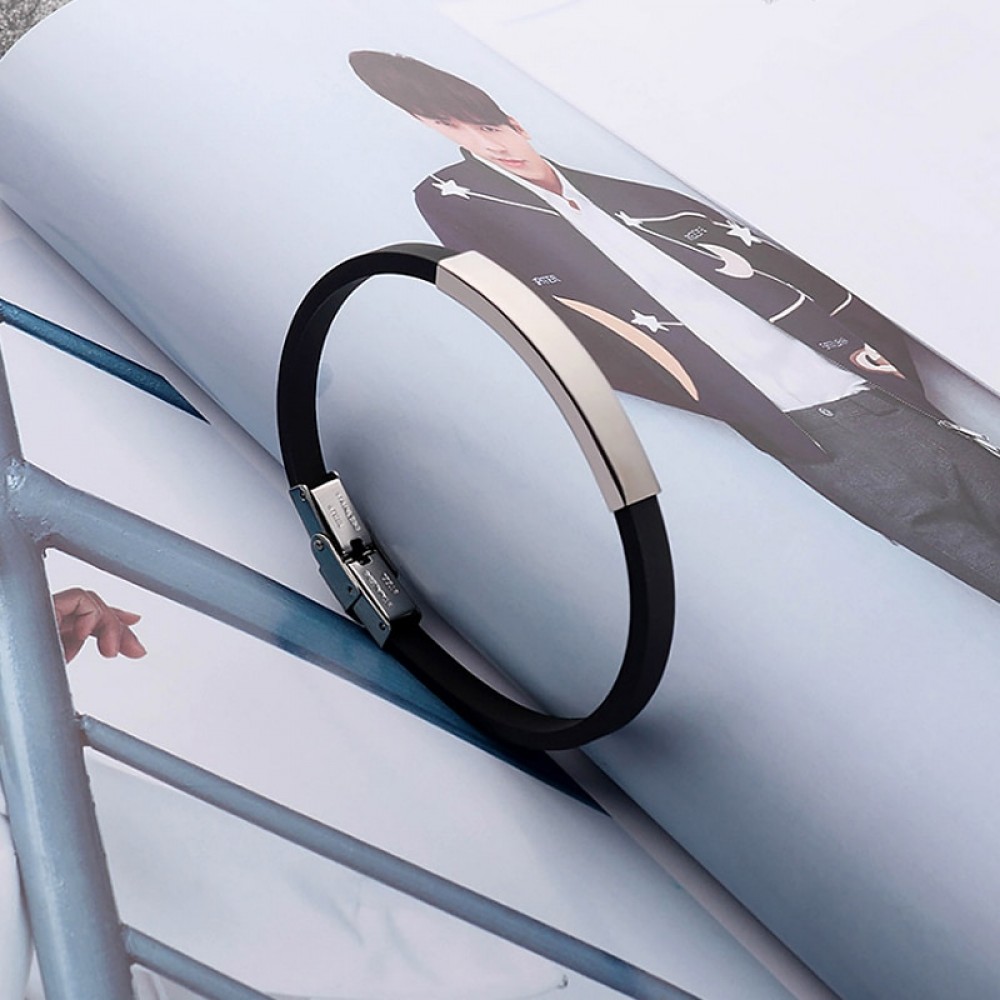 Fashion Korean Style Wristband Black Punk Rubber Silicone Stainless Steel Men Wumen Bracelets Bangles Pulseras Hombre Caucho