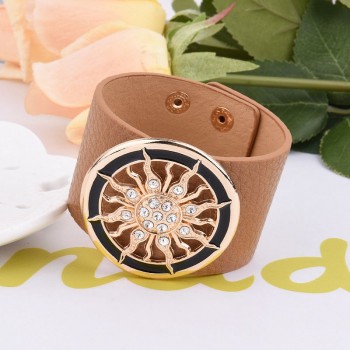 2018 New Fashion Leather Bracelets for Women Wide Circle Buckle Bracelet amp; Bangles Adjustable Wrap Bracelet Women Jewelry Gift