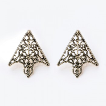 MISANANRYNE Fashion alloy brooch Hollow pattern collar angle Palace retro Triangle shirts collar pins women men Jewelry