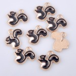2018Popular new alloy animal dangle Black squirrel charms, enamel squirrel pendant oil drop for metal earrings hair accessories