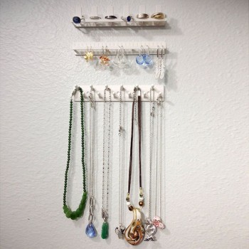 2019 New Jewelry Display Hanging Earring Necklace Ring Hanger Holder Rack Sticky Hooks popular