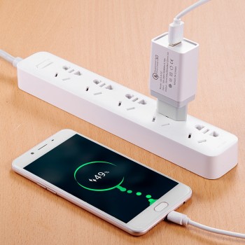 EU USB Charger Quick Charge 3.0 Fast Charger QC3.0 QC2.0 18W Portable Wall USB Power Adapter Charging for iPhone xiaomi samsung