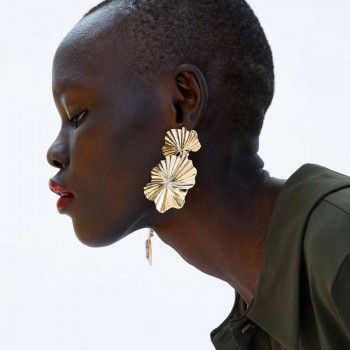 Dvacaman ZA Earrings Women Wedding Crystal Statement Earrings Bohemian Metal Dangle Drop Earrings Party Jewelry Gifts Wholesale