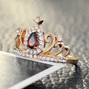 Trendy Crystal Crown Rings Love Romantic Jewelry for Women Birthday Gift Gold Silver Color Engagement Princess Queen Wedding