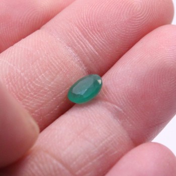 Promotion natural Emerald loose stone  oval shape 0.6 ct to 1.2 ct natural Columbia emerald loose stone for ring