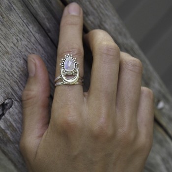 OMHXZJ Wholesale European Fashion Woman Man Party Wedding Gift Silver Black White Water Drop Moonstone Taiyin Ring RR318